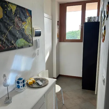 In Centro Con Vista - Parcheggio Gratuito E Wi-fi 아파트 리그나노 사비아도로